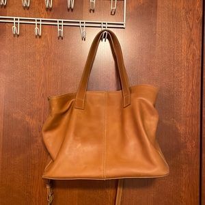 Annie Able Tote
